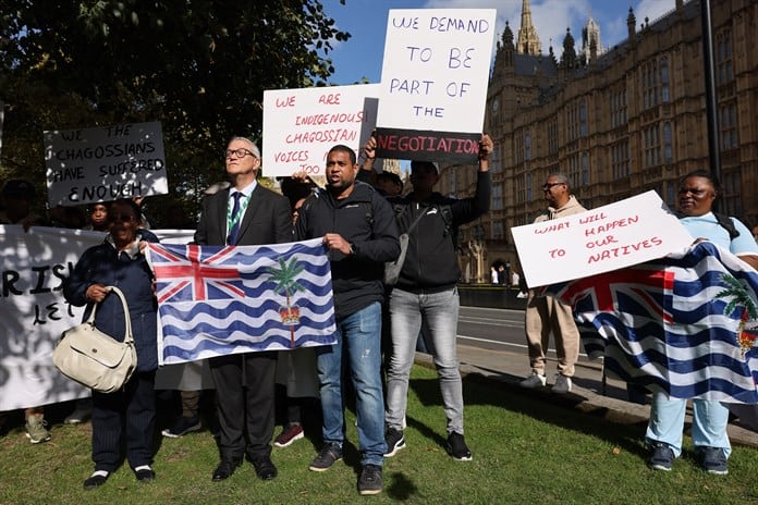 Reino Unido afirma que soberanía de Malvinas y Gibraltar no es negociable tras devolución de Chagos