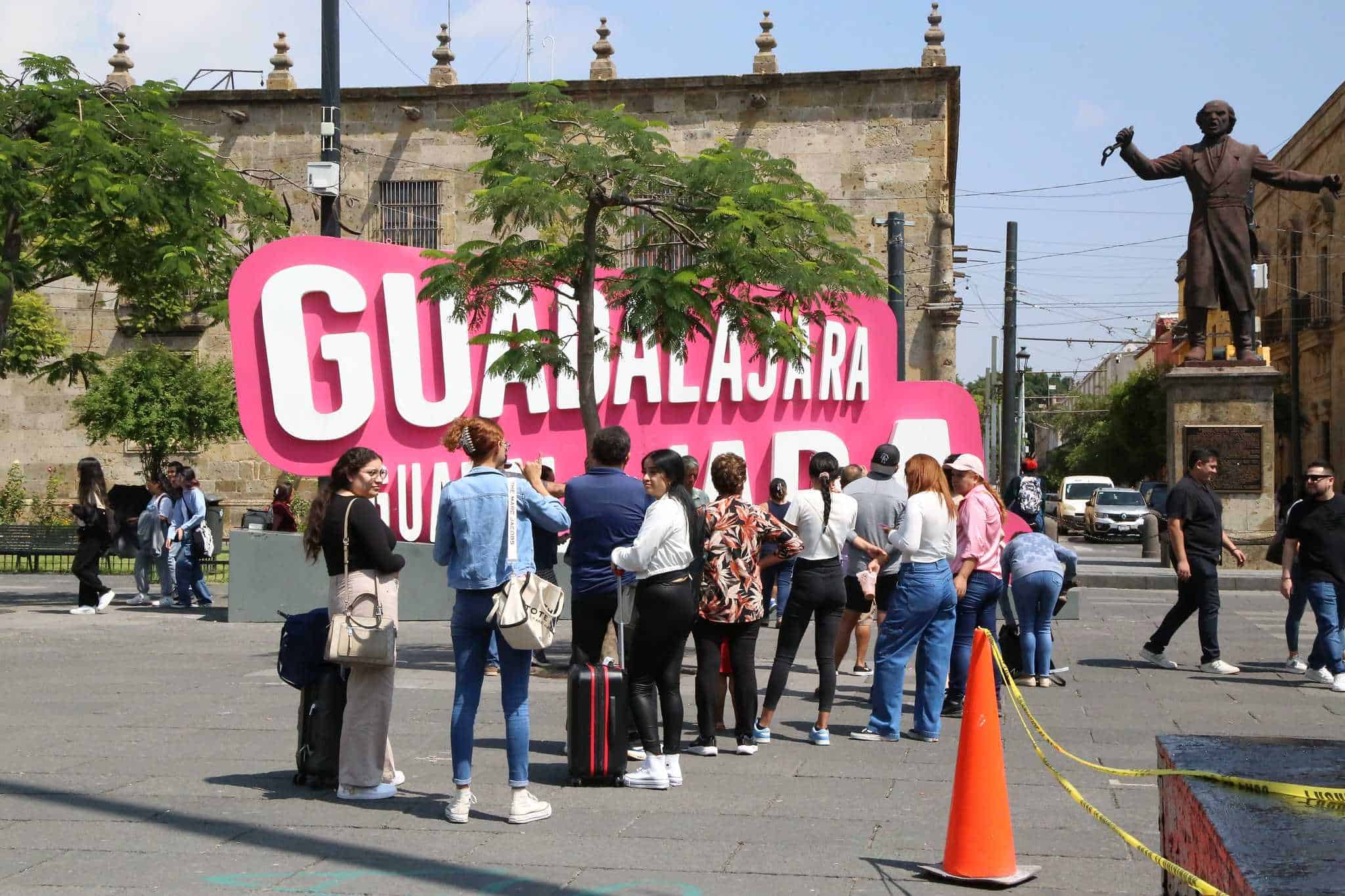 Jalisco: La encrucijada del turismo Parte I: ¿De verdad los turistas van primero?