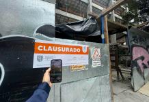 Constructores de una torre de departamentos en Chapultepec Country violan sello de clausura