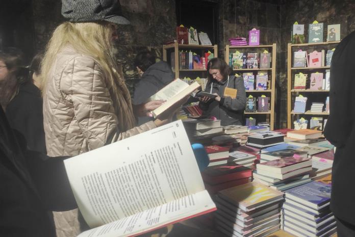 El arte bajo la sombra de la guerra en Ucrania: un remedio y una rebeldía