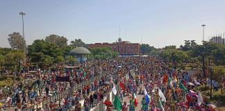 Ocho mil danzantes celebran su día con la Virgen de Zapopan