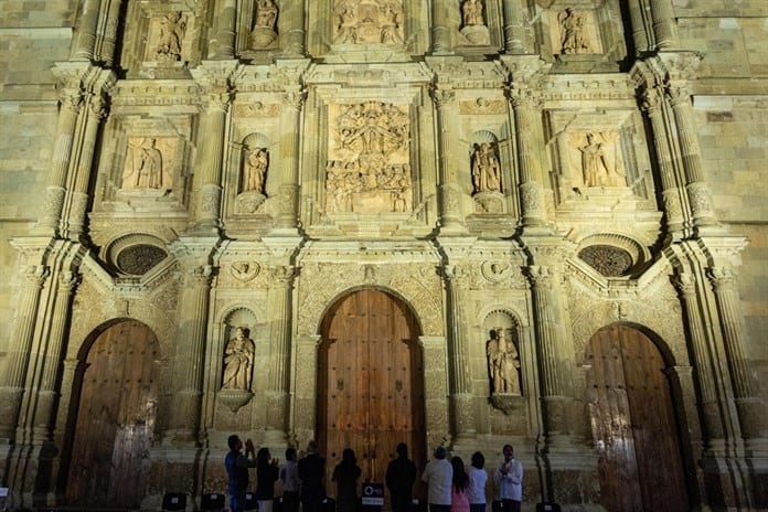 Energías sostenibles iluminan una de las catedrales más emblemáticas de México