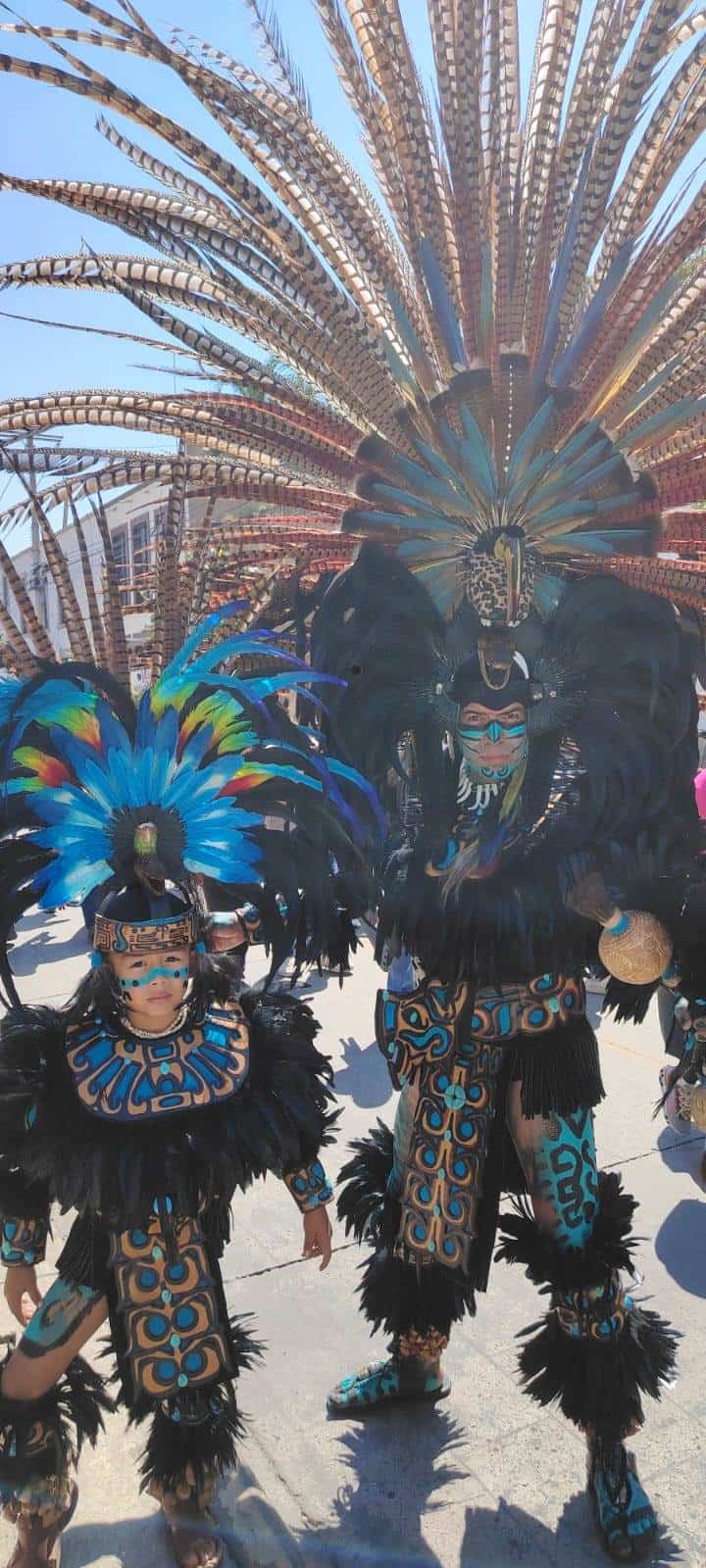 Tradición y amor a la Generala lo que motiva a miles de danzantes