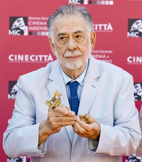 Coppola inaugura una calle con su nombre en los míticos estudios romanos de Cinecittà