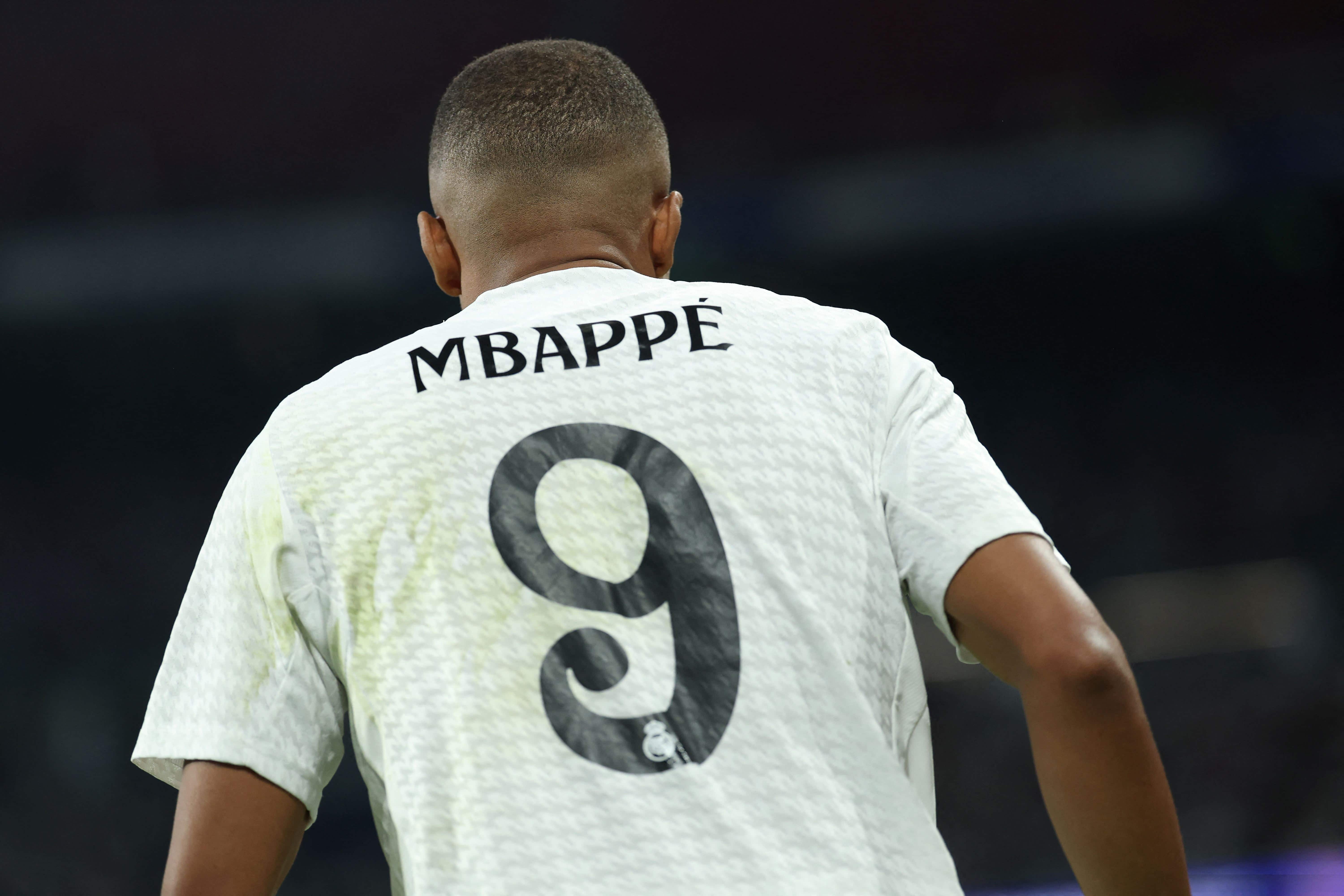 No está aquí, déjenlo tranquilo, dice Deschamps sobre Mbappé