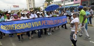 Miles de mineros y campesinos protestan contra plan ambiental de gobierno de Colombia