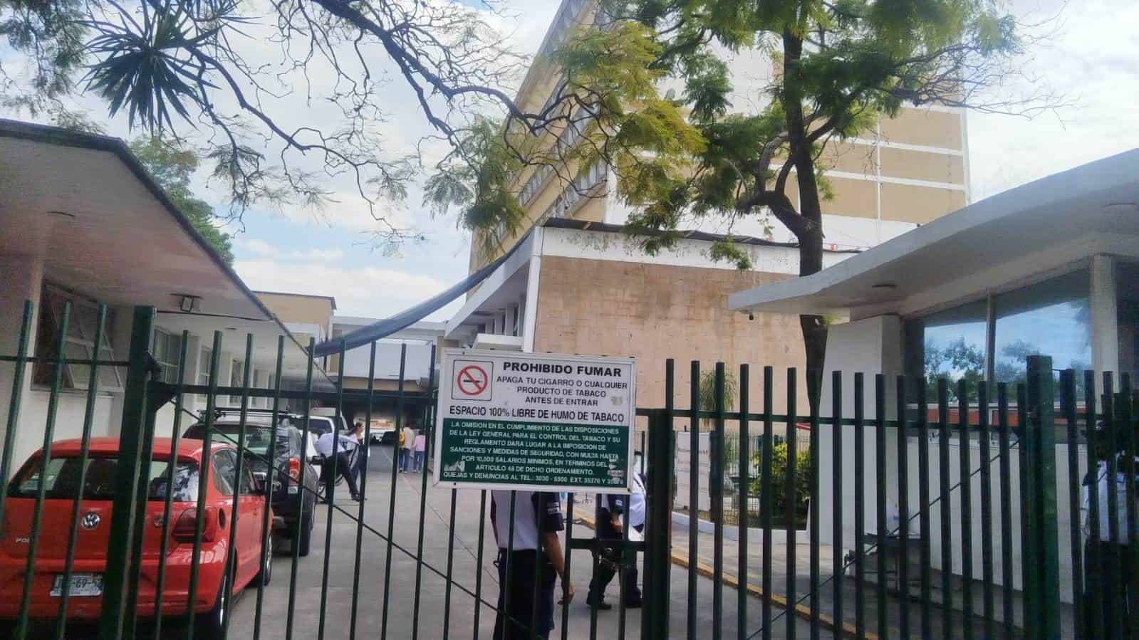 Tras derrumbe en clínica del IMSS, Protección Civil sugiere evaluación estructural de todo el edificio