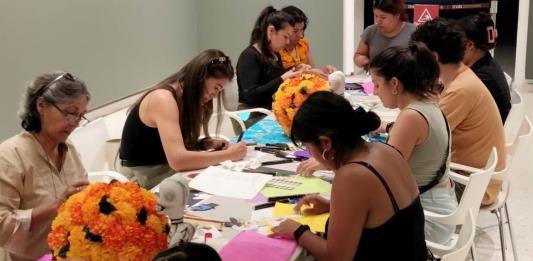 El MUSA impulsa la creatividad por el Día de Muertos con sus talleres de “Catrinas en verso”