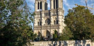 Francia estudia cobrar la entrada a la catedral de Notre Dame de París.