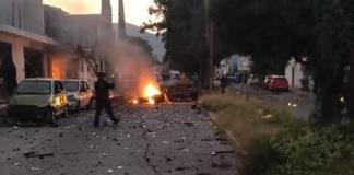 Tres policías heridos por explosión de coche bomba en Acámbaro, Guanajuato