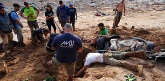 Un ejército de voluntarios se lanza a ayudar a los damnificados por el desastre en Valencia