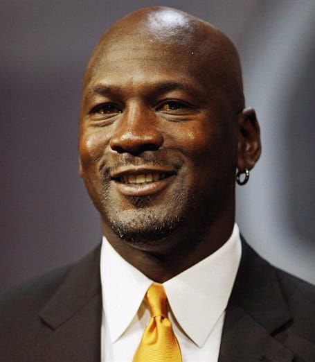 Michael Jordan niega haber pedido el voto para Donald Trump en respuesta a un post falso