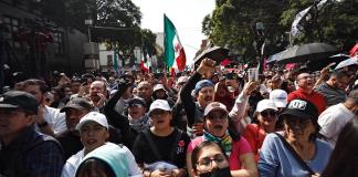 Manifestantes apoyan a Suprema Corte que busca inconstitucionalidad de reforma judicial