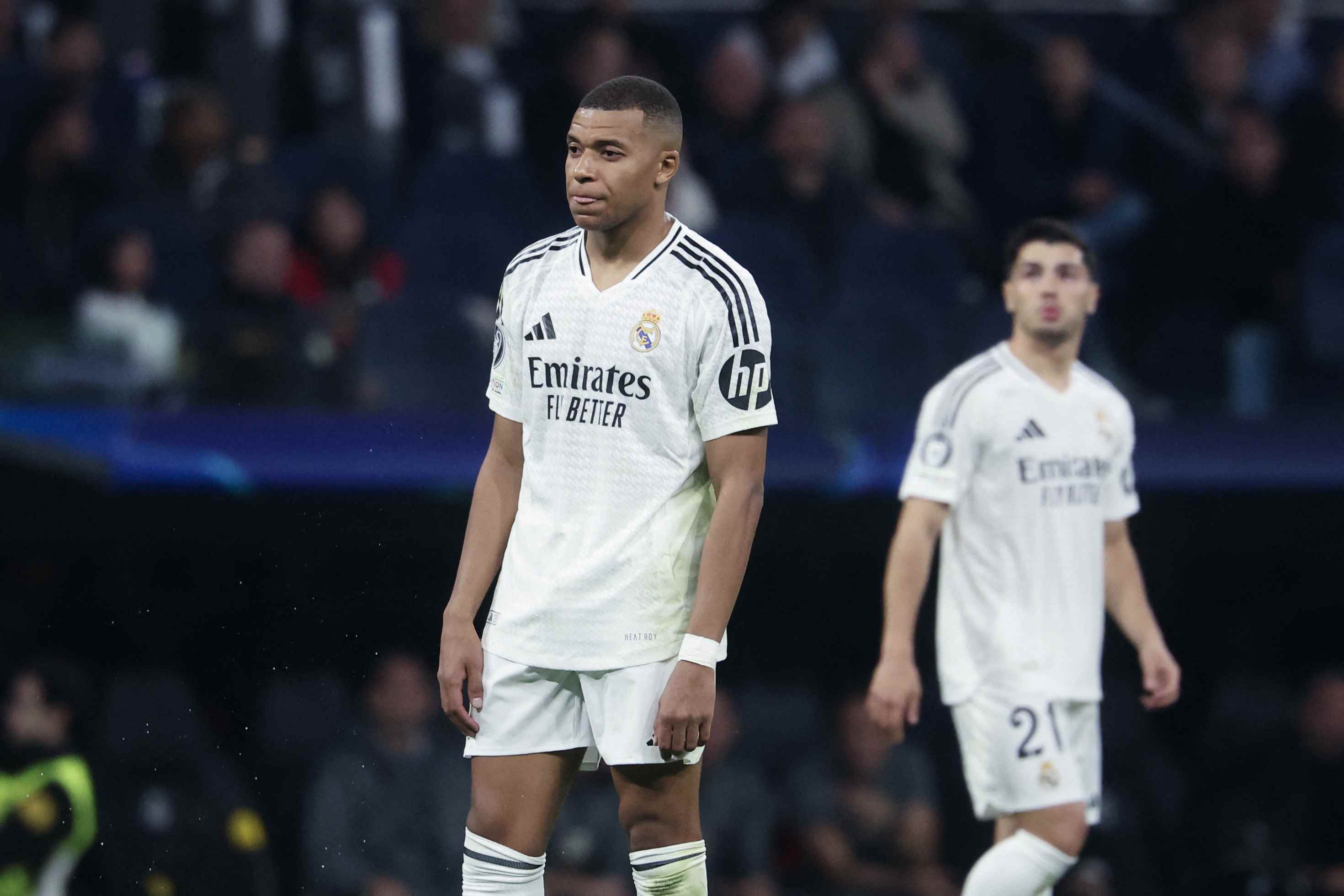 Real Madrid sigue sin levantar cabeza y cae también contra el Milan