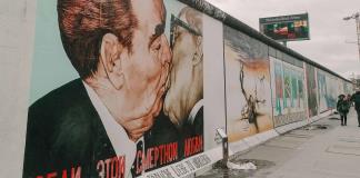 El Muro de Berlín, un negocio que sigue vigente