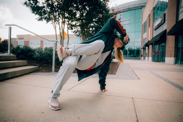 La bailarina de breakdance Raygun dejará de competir tras burlas en los JJOO de París