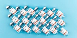 Desde los 845 pesos, llega vacuna actualizada contra Covid-19 a farmacias de México