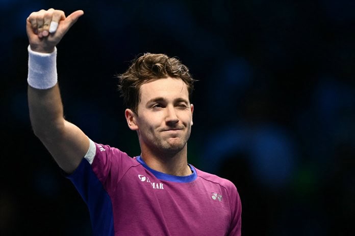 Un irreconocible Alcaraz pierde ante Ruud en su estreno en el Masters ATP