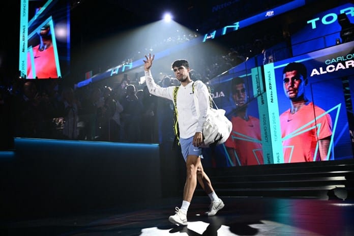 Un irreconocible Alcaraz pierde ante Ruud en su estreno en el Masters ATP