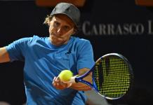 Forlán perdió en su debut como tenista en el torneo ATP en Uruguay