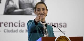 Senado de México aprueba incluir el término presidenta en la Constitución