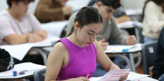 Miles de historias y sueños, en el examen de admisión a la UdeG