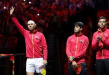 Entre lágrimas de emoción, Nadal abre la Davis de su despedida con derrota