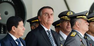 Fiscalía de Brasil recibe caso para decidir si imputa a Bolsonaro de intento de golpe