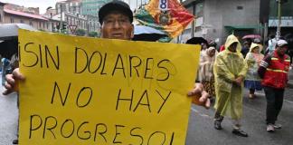 Entre luchas de poder, Bolivia se hunde en el caos