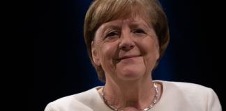 Excanciller alemana Merkel expresa su preocupación por Trump y Musk