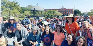 Con lectura y actividades extramuro, la UdeG visibiliza violencia contra mujeres