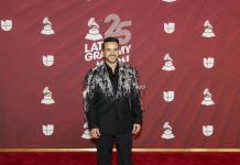 Luis Fonsi recuerda que su carrera comenzó sin presupuesto y tocando puertas