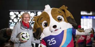 Suiza homenajea con la mascota de la Eurocopa femenina a una pionera