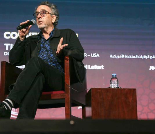 Tim Burton: Todos pensaban que Mars Attacks era absurda pero se está volviendo realidad