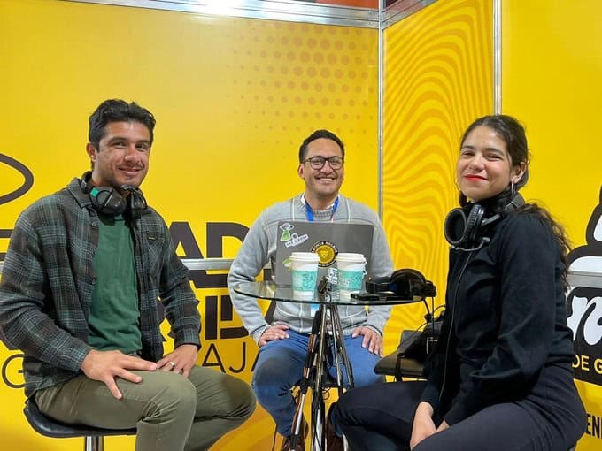 Audiocracia - Lu. 02 Dic 2024 - Desde @FILGuadalajara