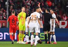 El eterno Manu Neuer se enfrenta a un difícil final de carrera