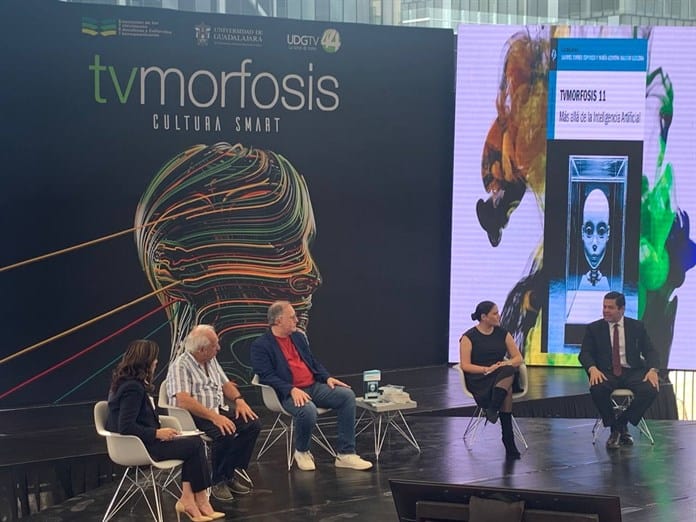 Presentan libro TVMorfosis 11 sobre Inteligencia Artificial