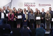 México crea un consejo para mejor innovación y patentes con nuevas políticas tecnológicas