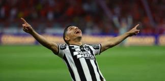 Botafogo y Pachuca chocan por un puesto en semis de la renacida Intercontinental