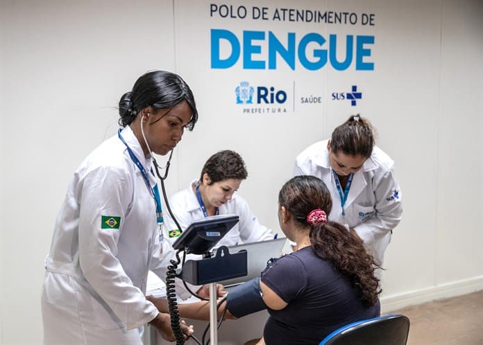 El dengue deja un récord de 12,6 millones de casos y 7.713 muertes en 2024 en las Américas