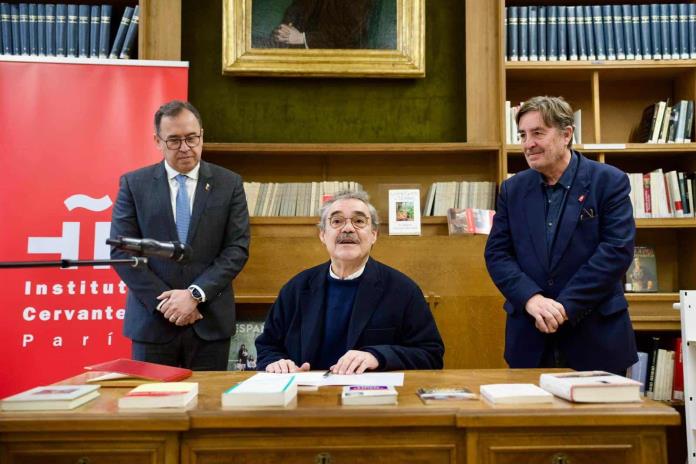Instituto Cervantes de París recibe 300 libros de la biblioteca de García Márquez