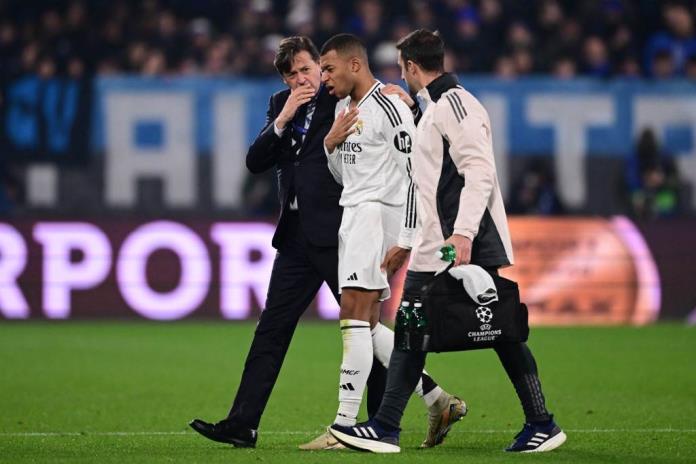 Mbappé sufre una lesión en su muslo izquierdo