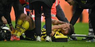 Borussia Dortmund confirma lesión en tobillo de Scholotterbeck
