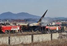 Autoridades dicen que al menos 29 personas murieron en accidente aéreo en Corea del Sur