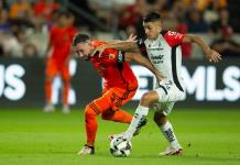 Héctor Herrera regresa once años después al fútbol mexicano como refuerzo de Toluca