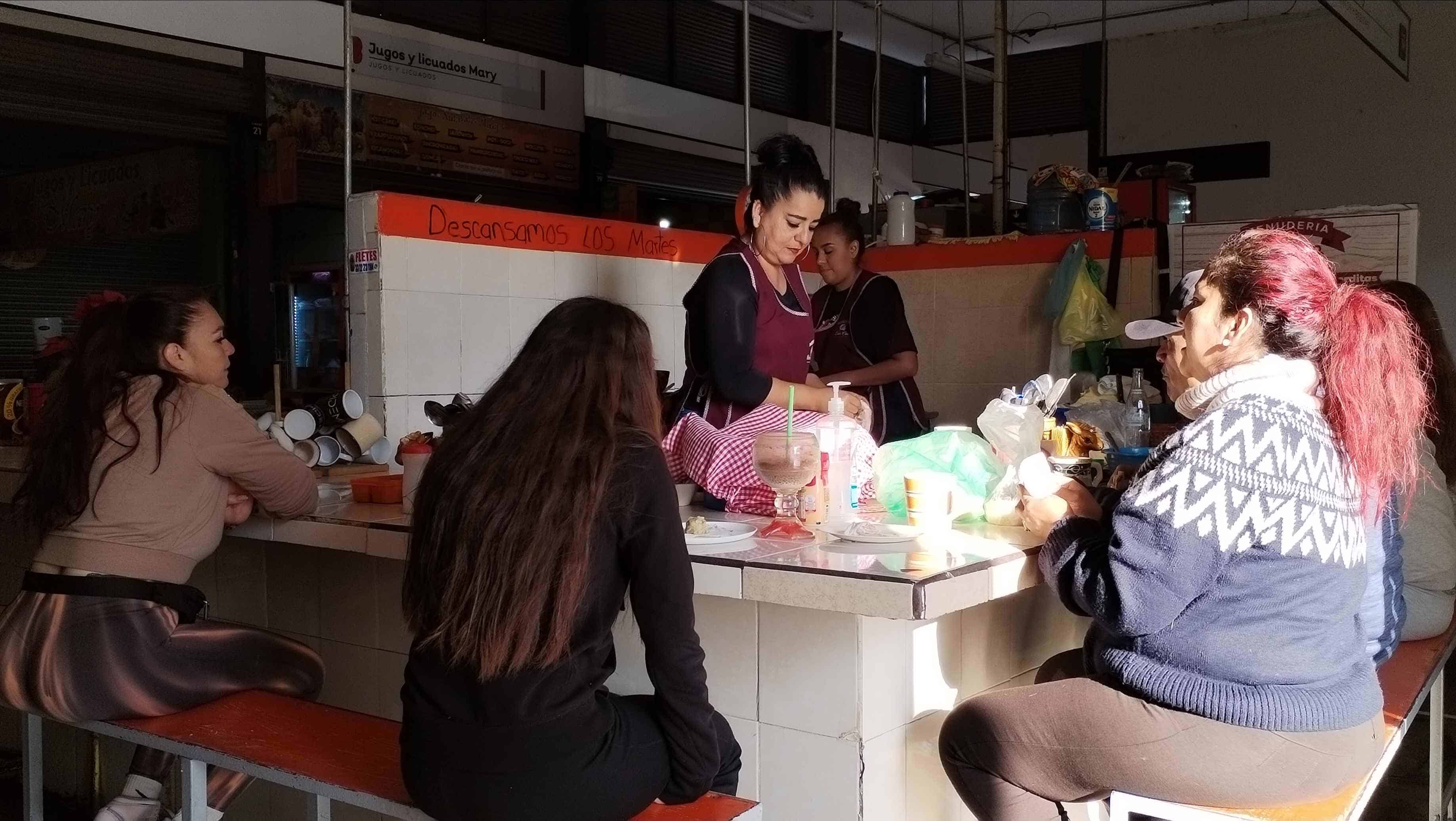 Desde este fin de semana, abrió de manera parcial el mercado Plutarco Elías Calles