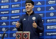 Omar Campos elogia la regularidad de Cruz Azul con el argentino Anselmi