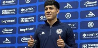 Omar Campos elogia la regularidad de Cruz Azul con el argentino Anselmi