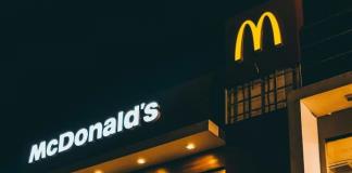 McDonalds da marcha atrás en algunas de sus prácticas de diversidad