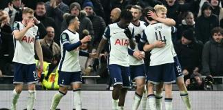 Tottenham se adelanta al Liverpool en Copa de la Liga tras susto con Bentancur